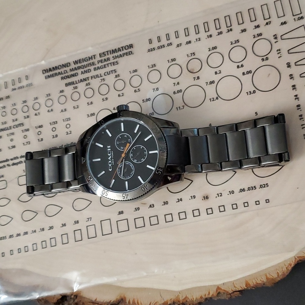 Watch Video / CLASSY BLACK Coach Watch With Box - Picture 9 of 10